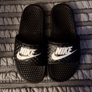 Womens Nike Slides